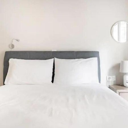 Flisvos Marina Refurbished Apartment 아테네 외부 사진