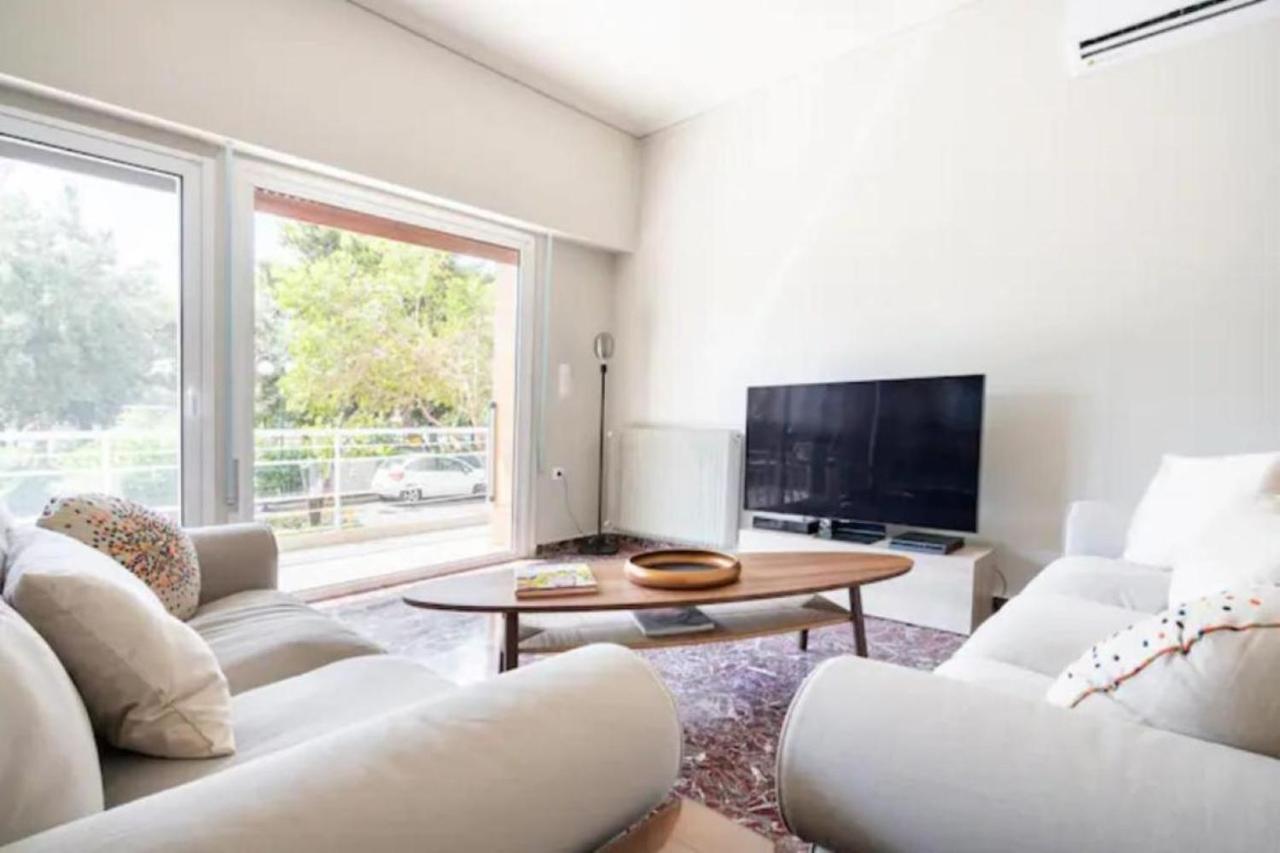 Flisvos Marina Refurbished Apartment 아테네 외부 사진