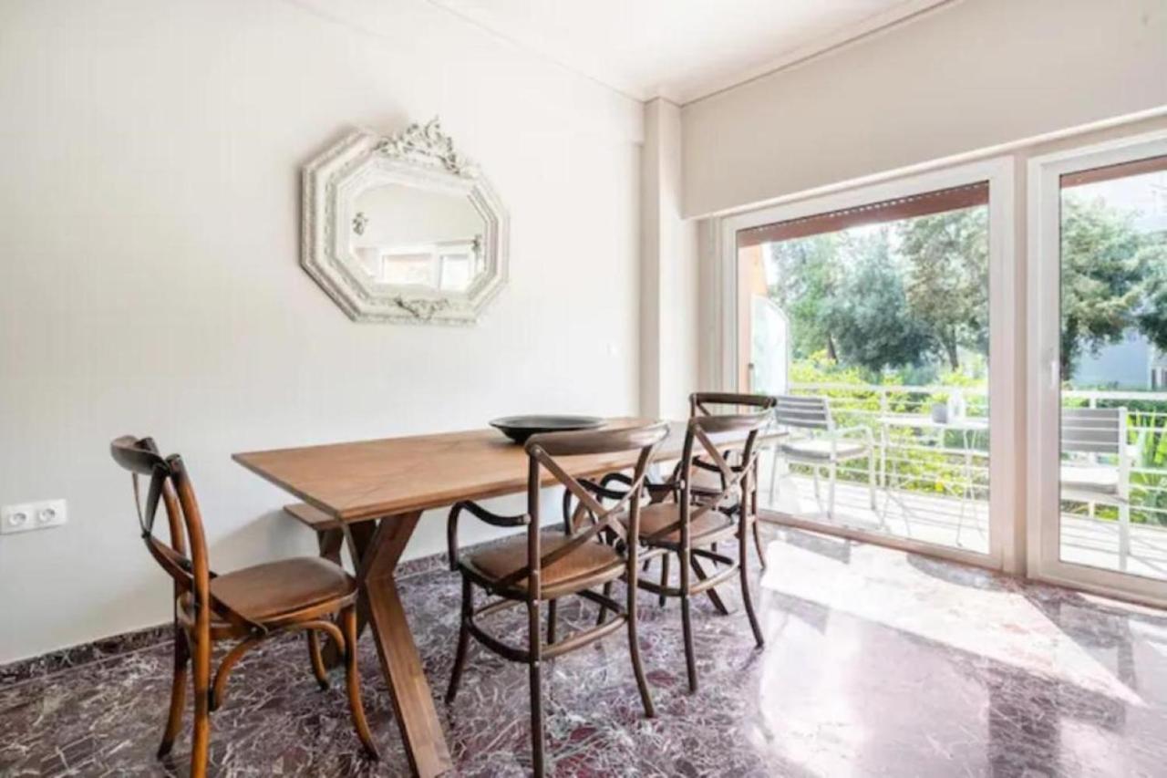 Flisvos Marina Refurbished Apartment 아테네 외부 사진