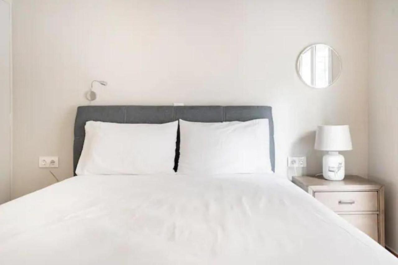 Flisvos Marina Refurbished Apartment 아테네 외부 사진
